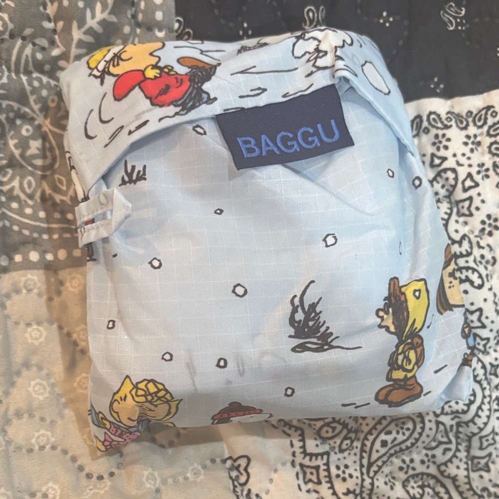 BAGGU winter peanuts standard